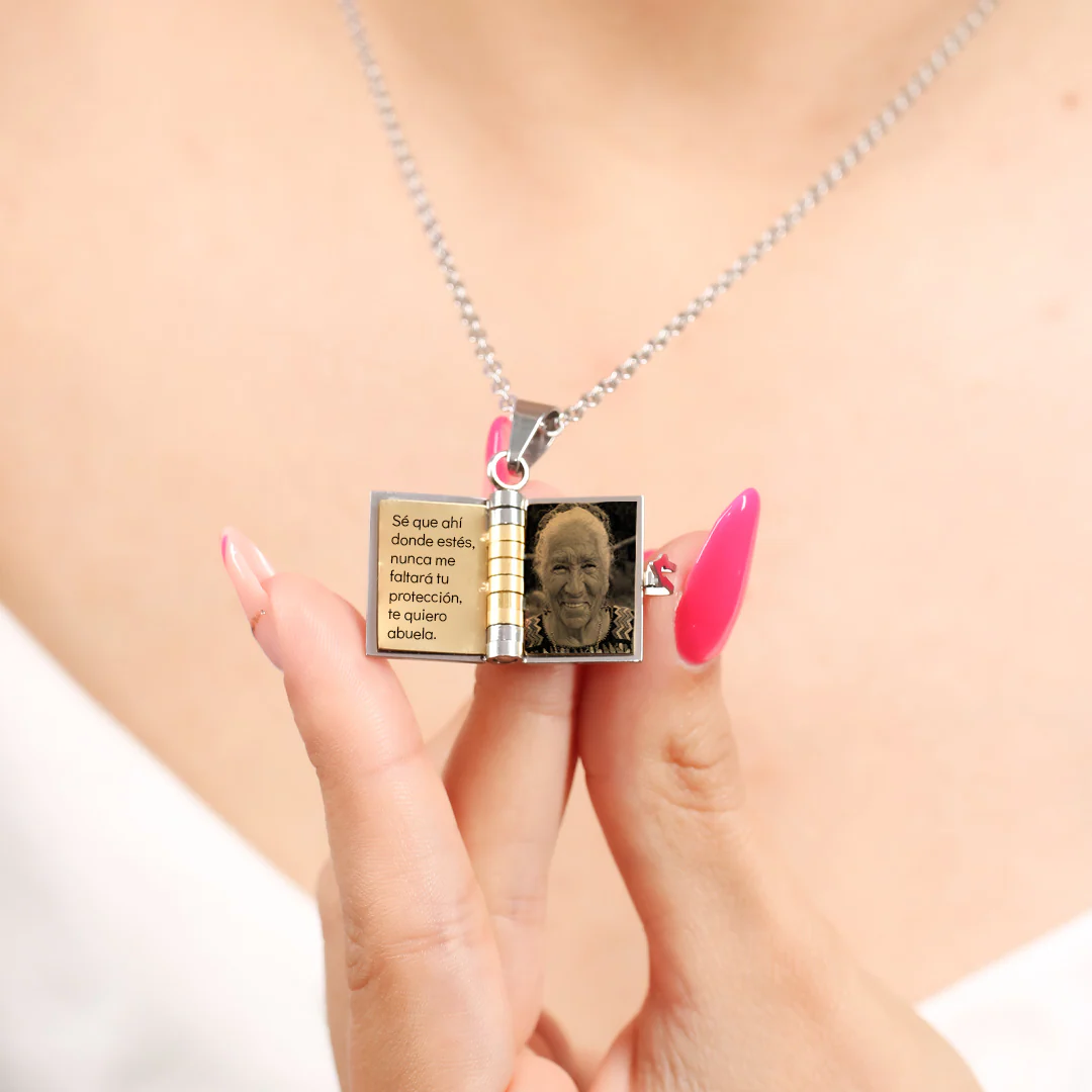 Collar Libro Personalizado - Image 6