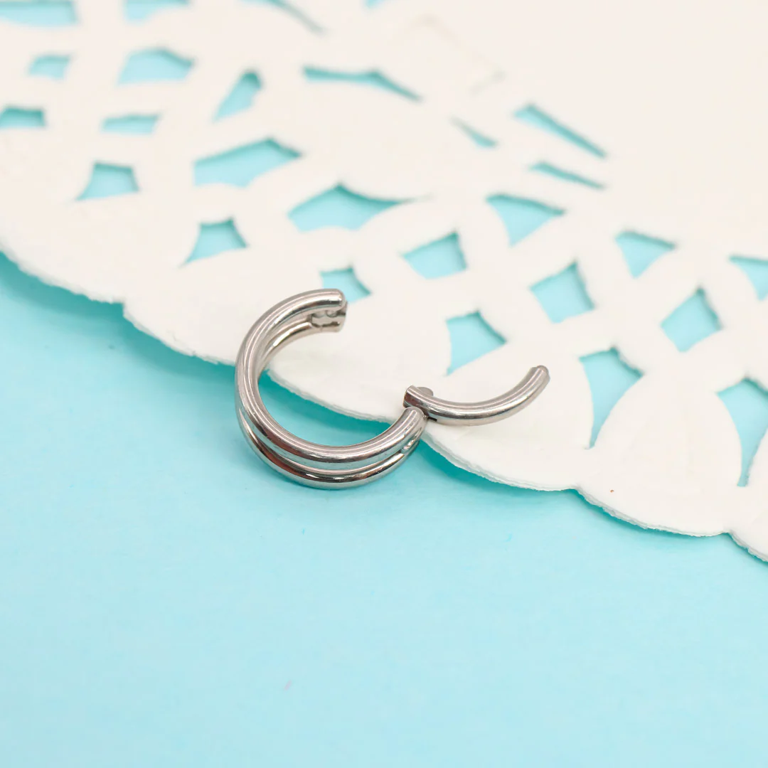 Piercing Clicker Duo Twist Titanio - Image 4